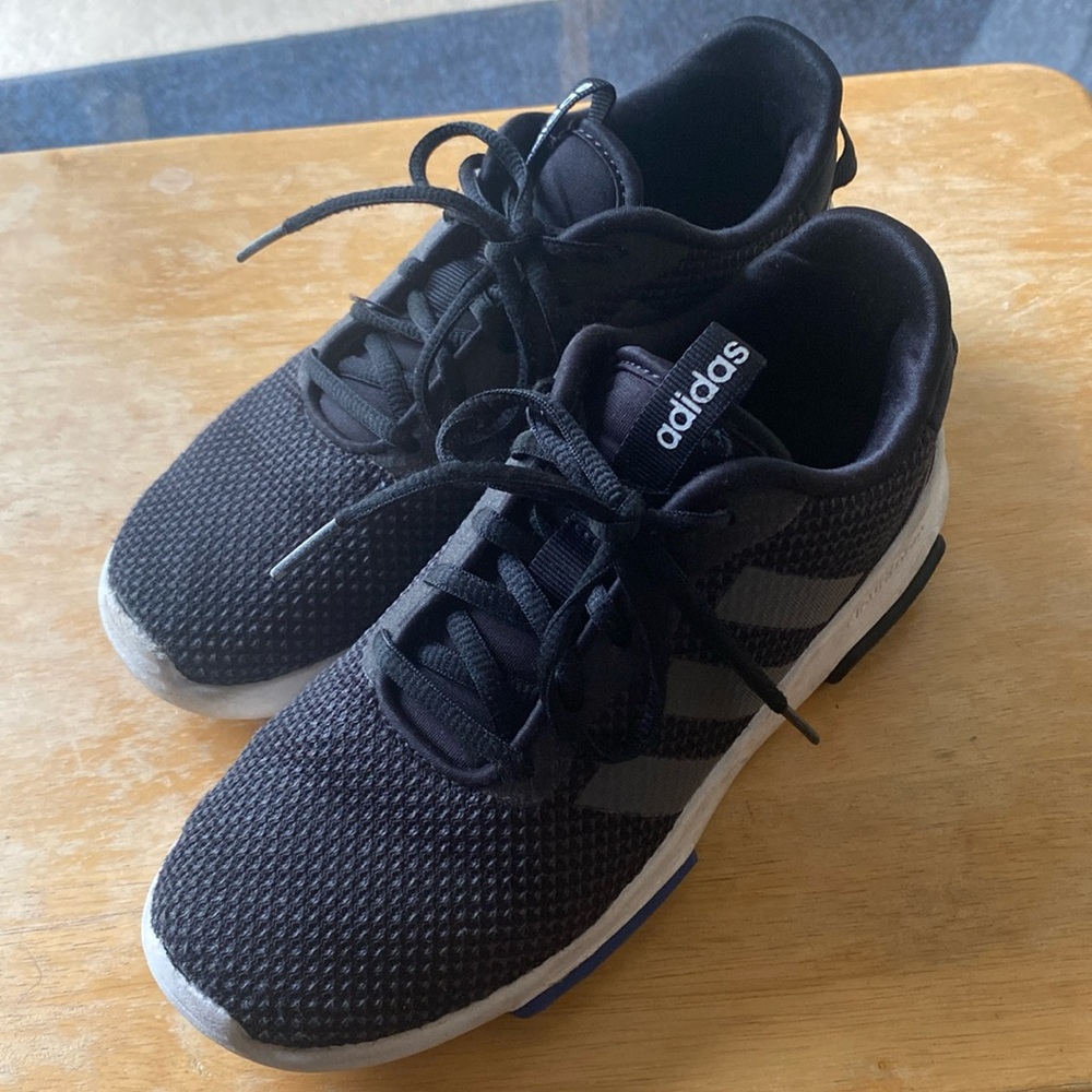 Adidas Kids Size 4 Black Sneakers